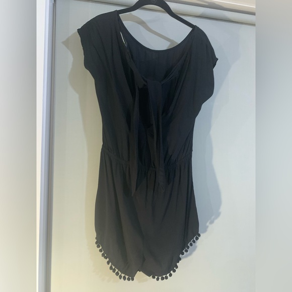 Black romper with pompom and tie back detail - Picture 2 of 4